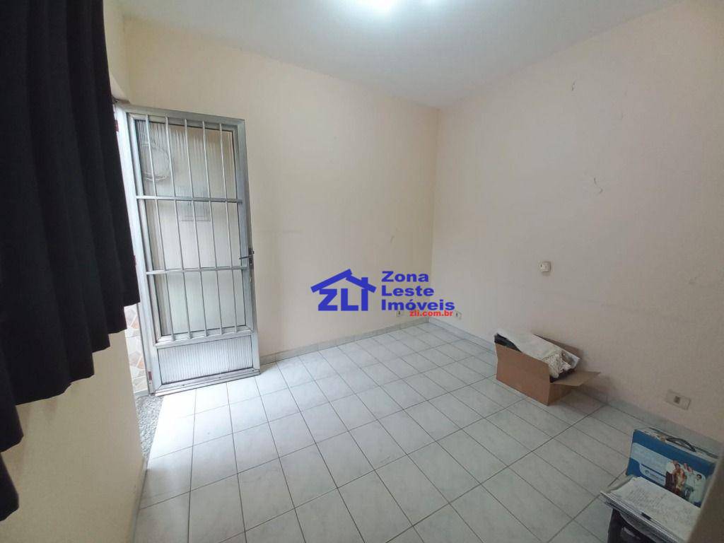 Sobrado para alugar com 4 quartos, 200m² - Foto 37