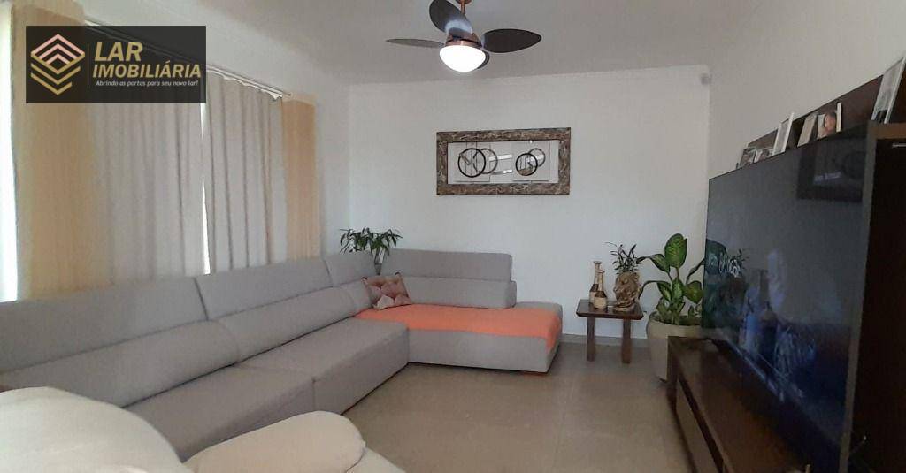Casa de Condomínio à venda e aluguel com 3 quartos, 174m² - Foto 5
