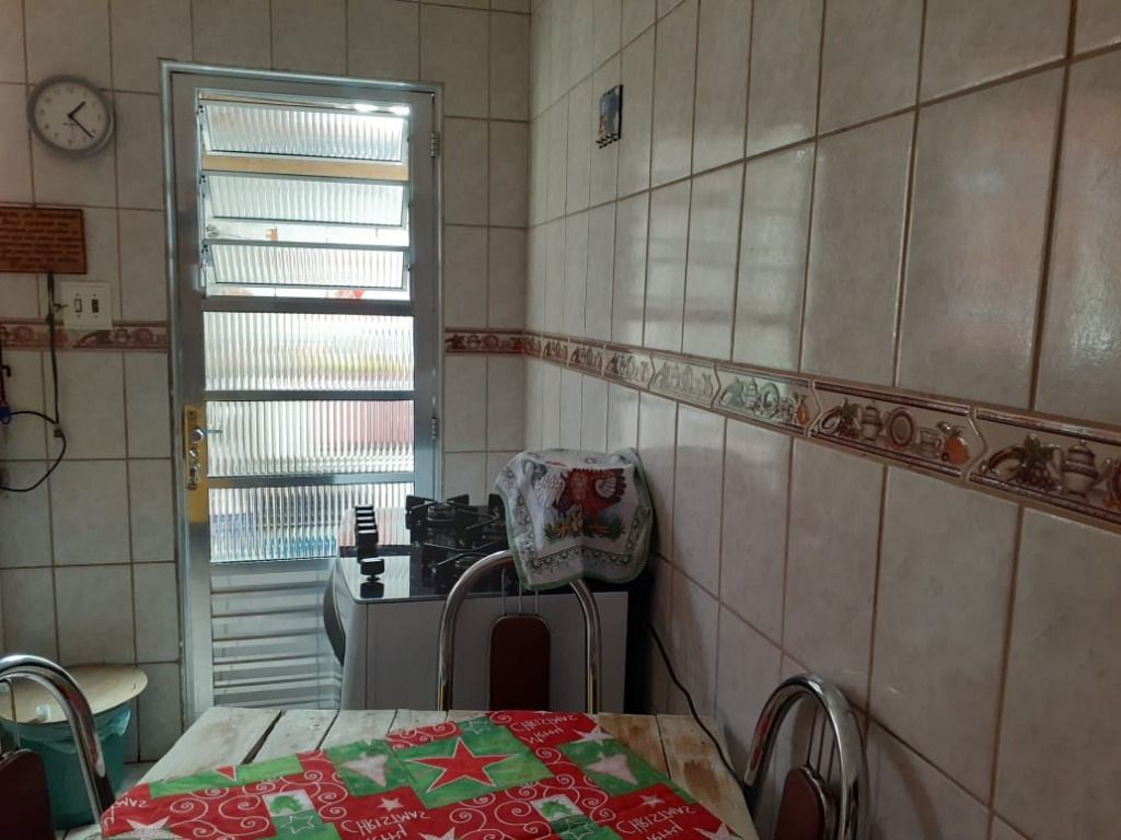 Casa à venda com 2 quartos, 90m² - Foto 21