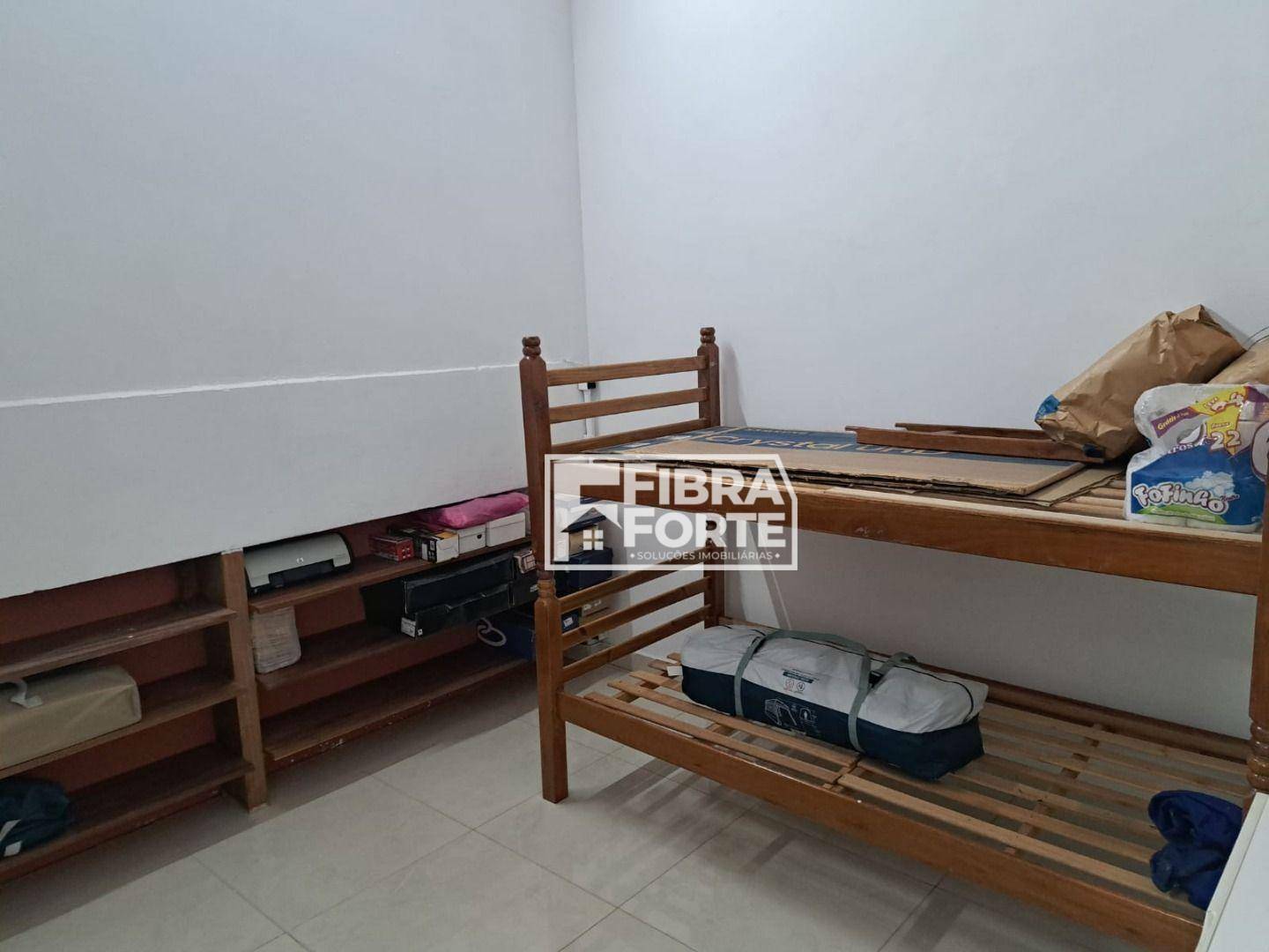 Chácara à venda com 4 quartos, 270m² - Foto 15