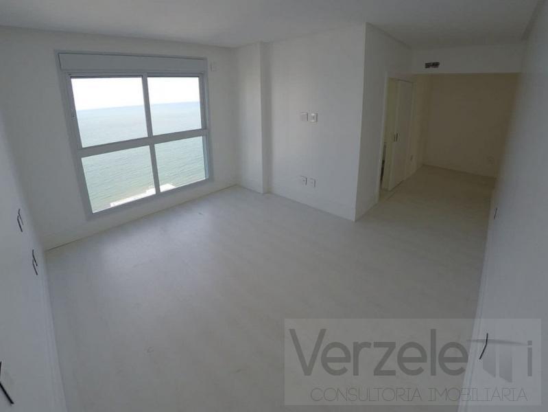 Apartamento à venda com 3 quartos, 151m² - Foto 23