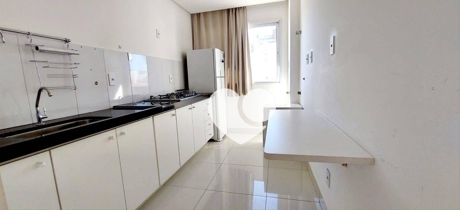 Apartamento à venda com 3 quartos, 163m² - Foto 15