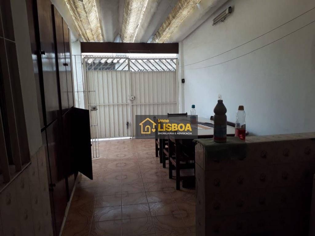 Casa à venda com 2 quartos, 135m² - Foto 11