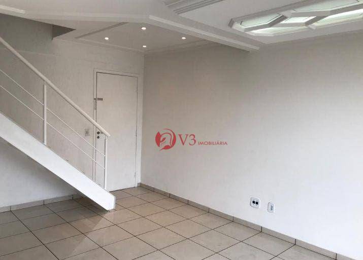 Apartamento à venda com 2 quartos, 70m² - Foto 17