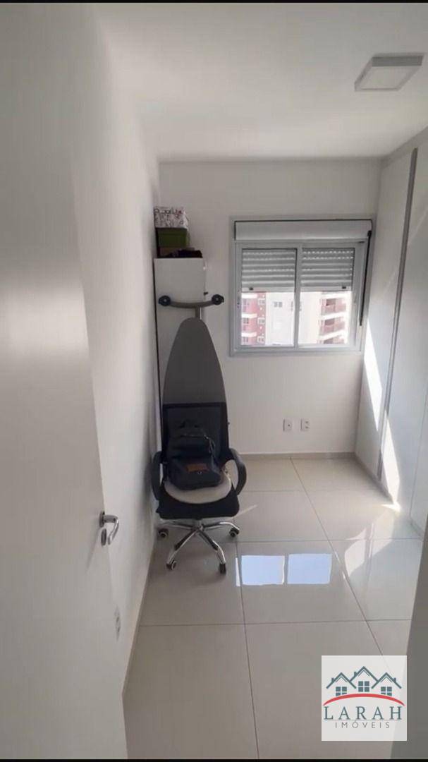 Apartamento à venda com 2 quartos, 66m² - Foto 2