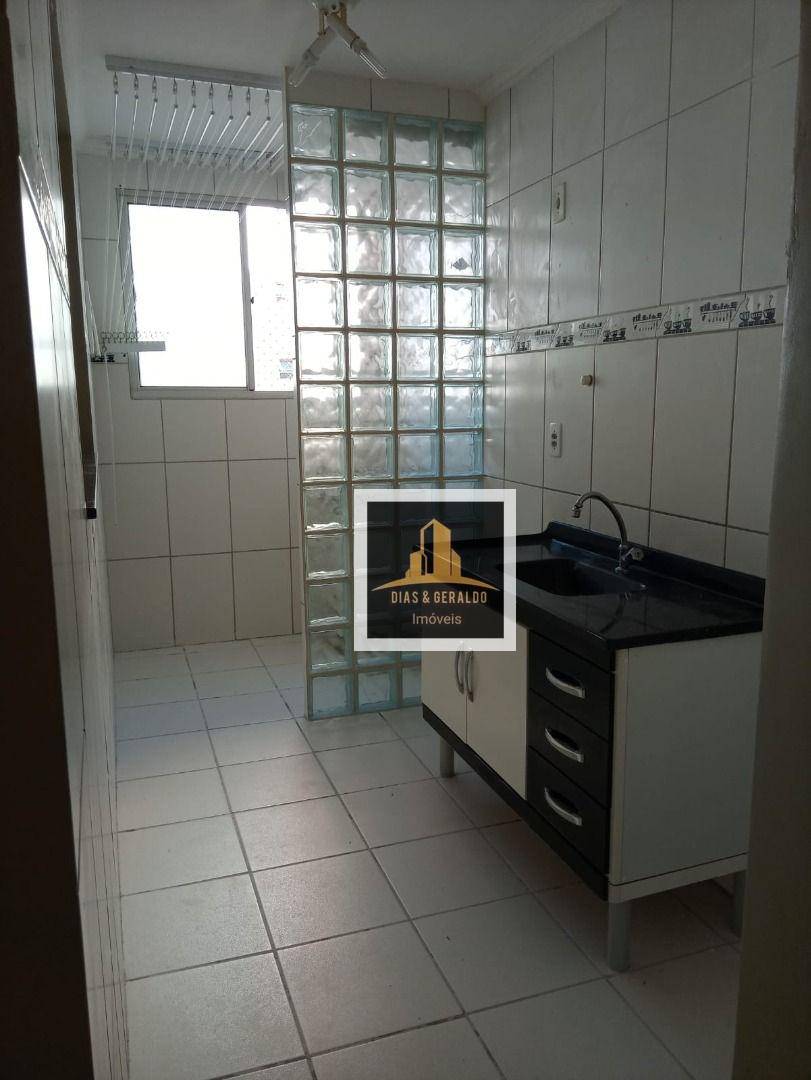 Apartamento à venda com 2 quartos, 45m² - Foto 18