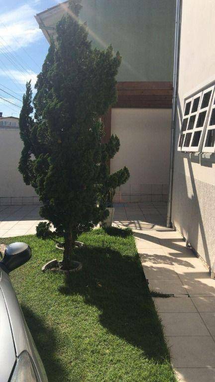 Casa à venda e aluguel com 3 quartos, 281m² - Foto 6