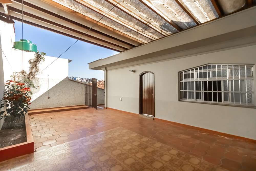 Casa de Condomínio à venda com 4 quartos, 209m² - Foto 8