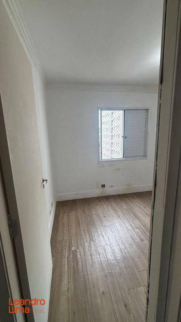Apartamento para alugar com 3 quartos, 63m² - Foto 9