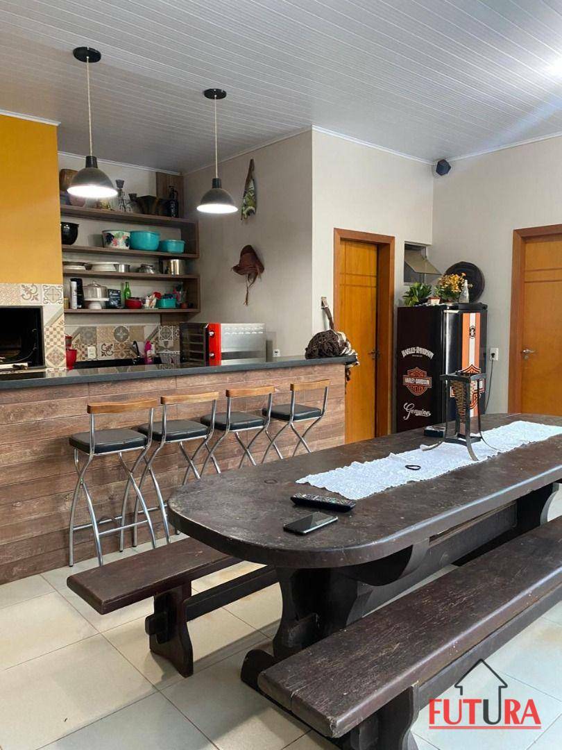 Casa à venda com 3 quartos, 93m² - Foto 7