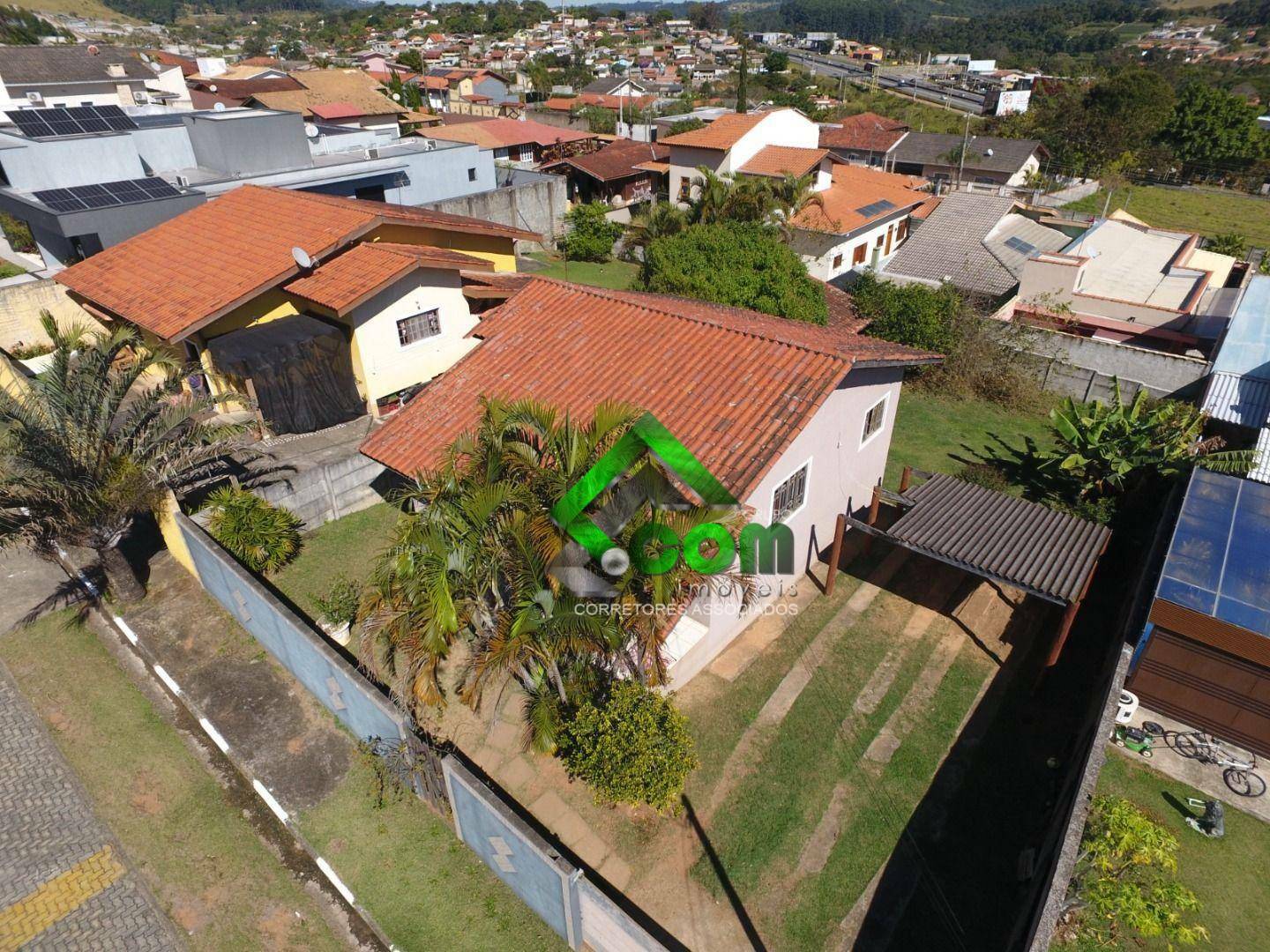 Casa de Condomínio à venda com 2 quartos, 150m² - Foto 2