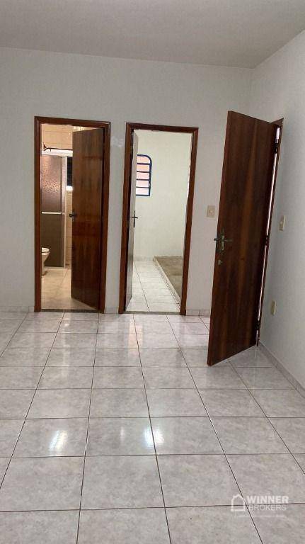 Casa para alugar com 3 quartos, 210m² - Foto 6