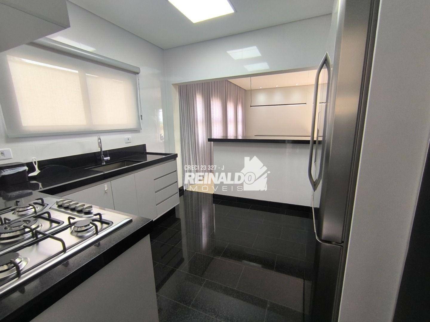 Casa de Condomínio à venda com 5 quartos, 355m² - Foto 9