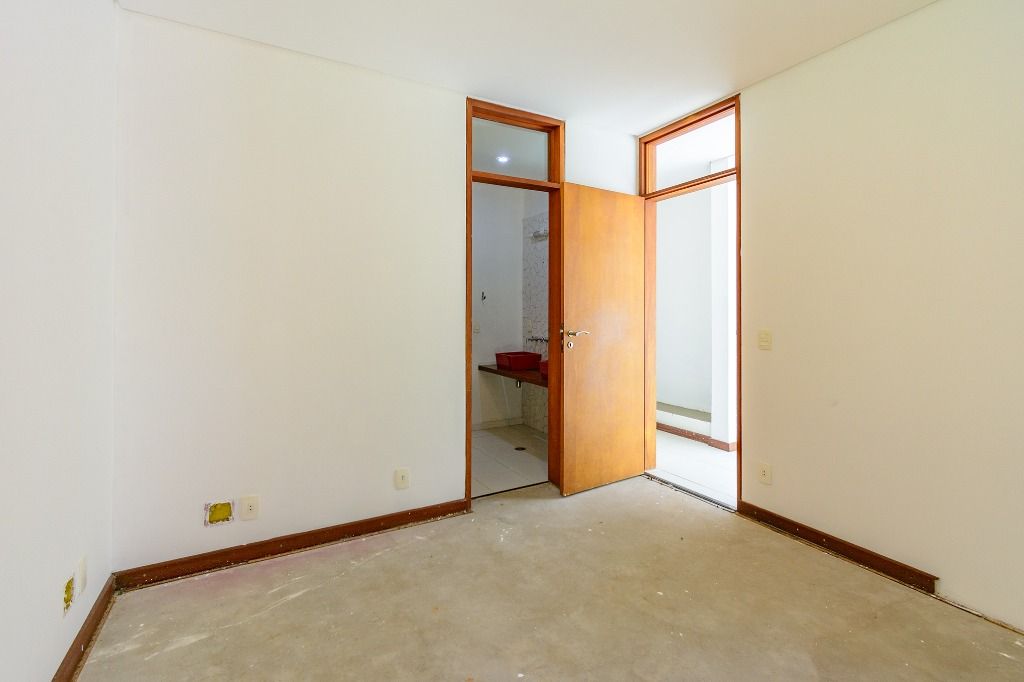 Casa de Condomínio à venda com 4 quartos, 401m² - Foto 44