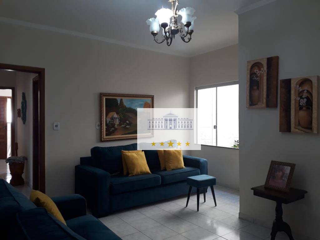 Casa à venda com 3 quartos, 209m² - Foto 11