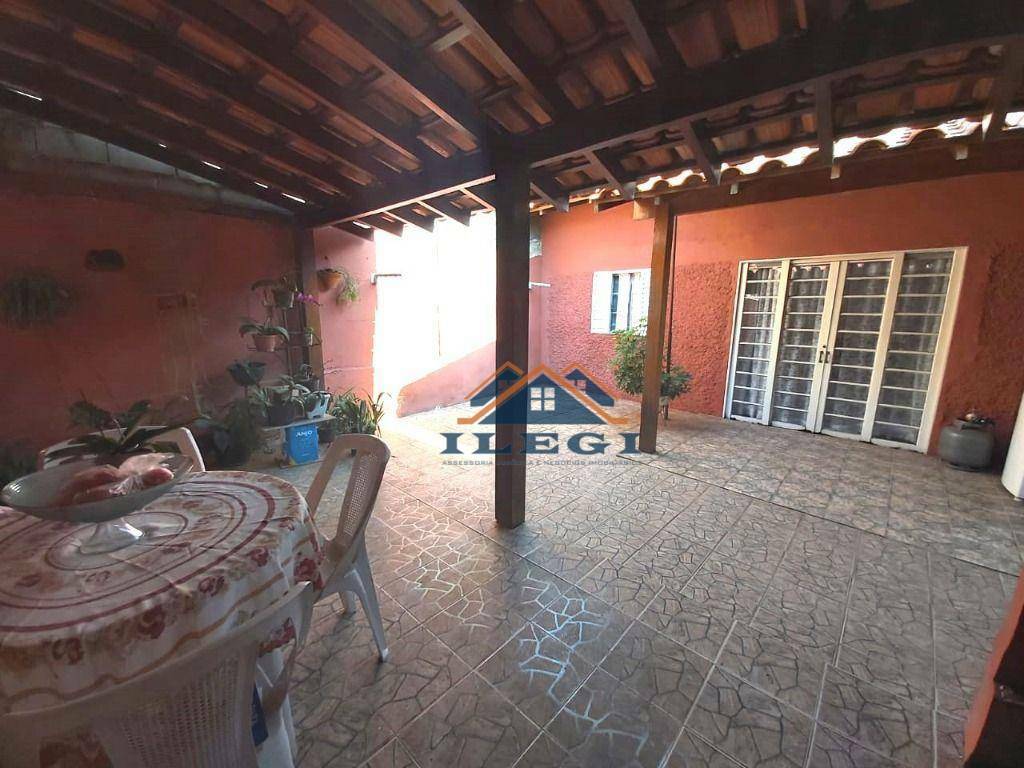 Casa à venda com 3 quartos, 243M2 - Foto 12