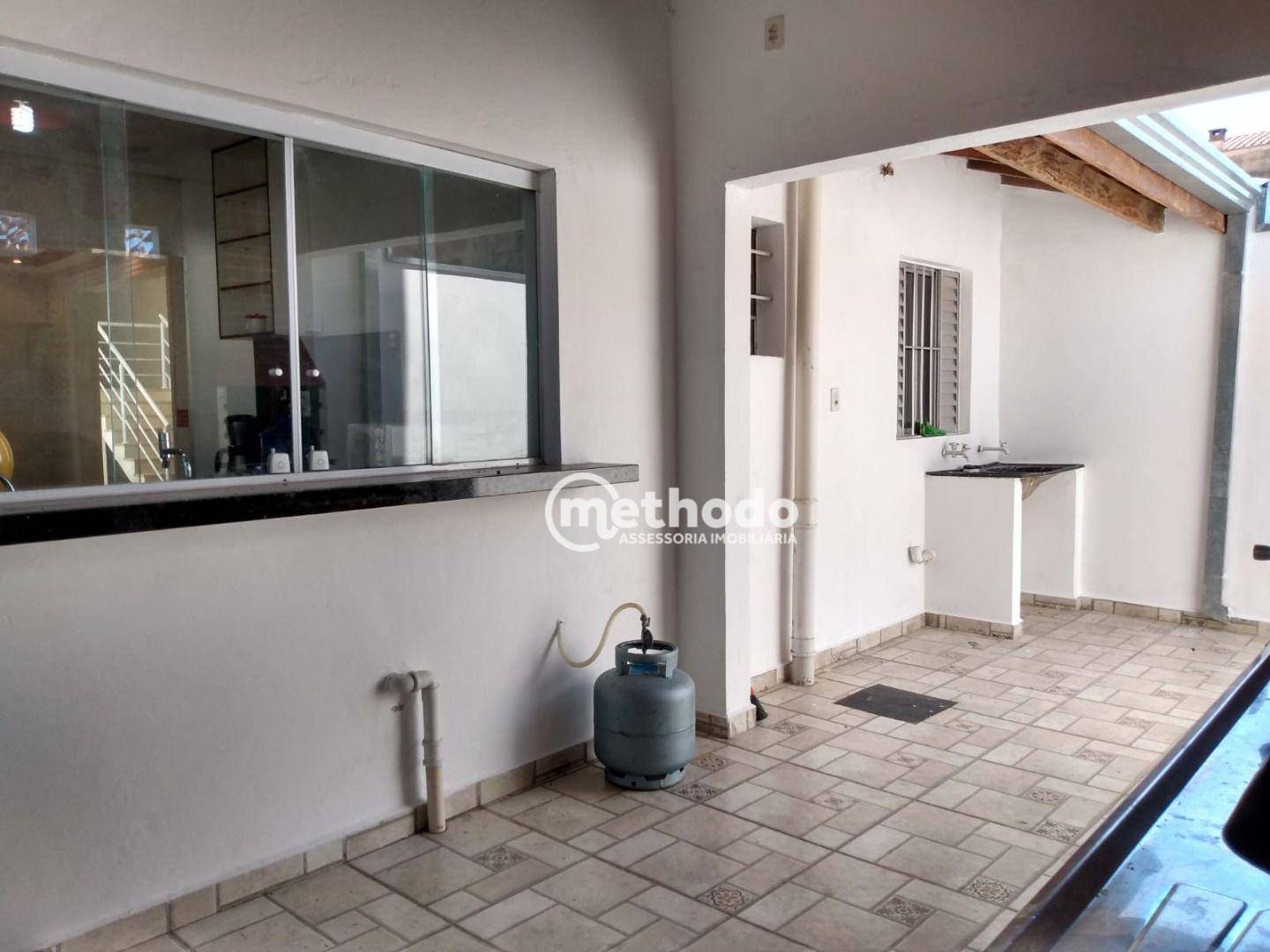 Casa à venda com 3 quartos, 218m² - Foto 24