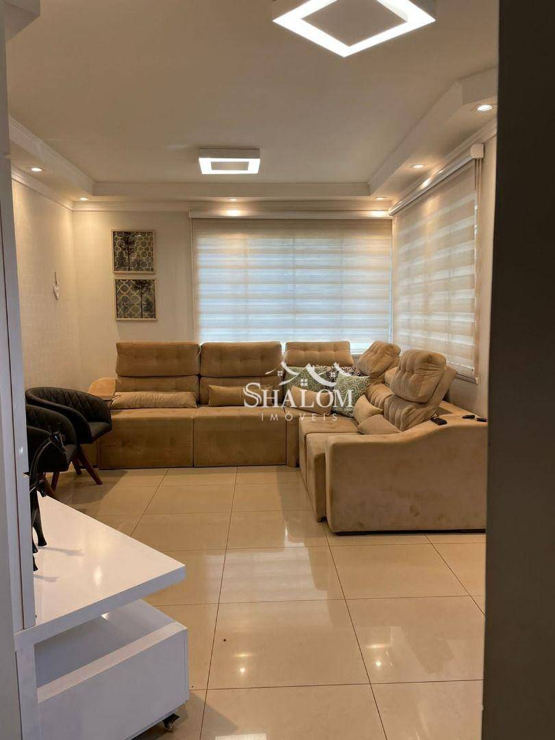 Casa à venda com 3 quartos, 176m² - Foto 1