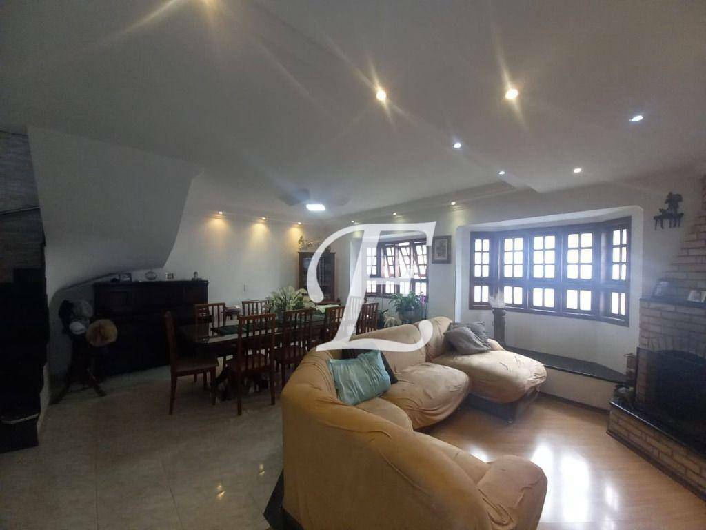 Sobrado à venda com 4 quartos, 256m² - Foto 6