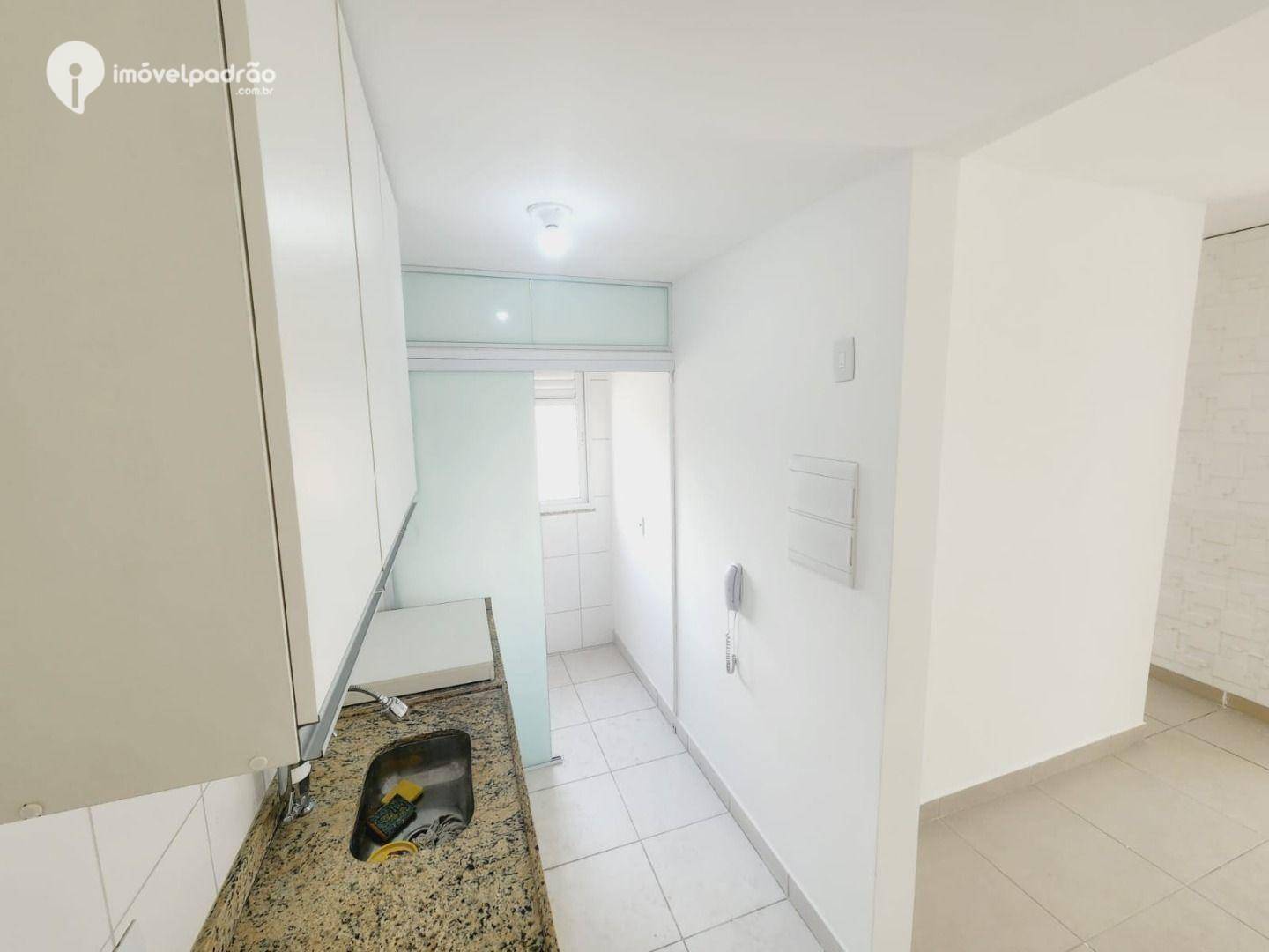 Apartamento para alugar com 3 quartos, 69m² - Foto 7