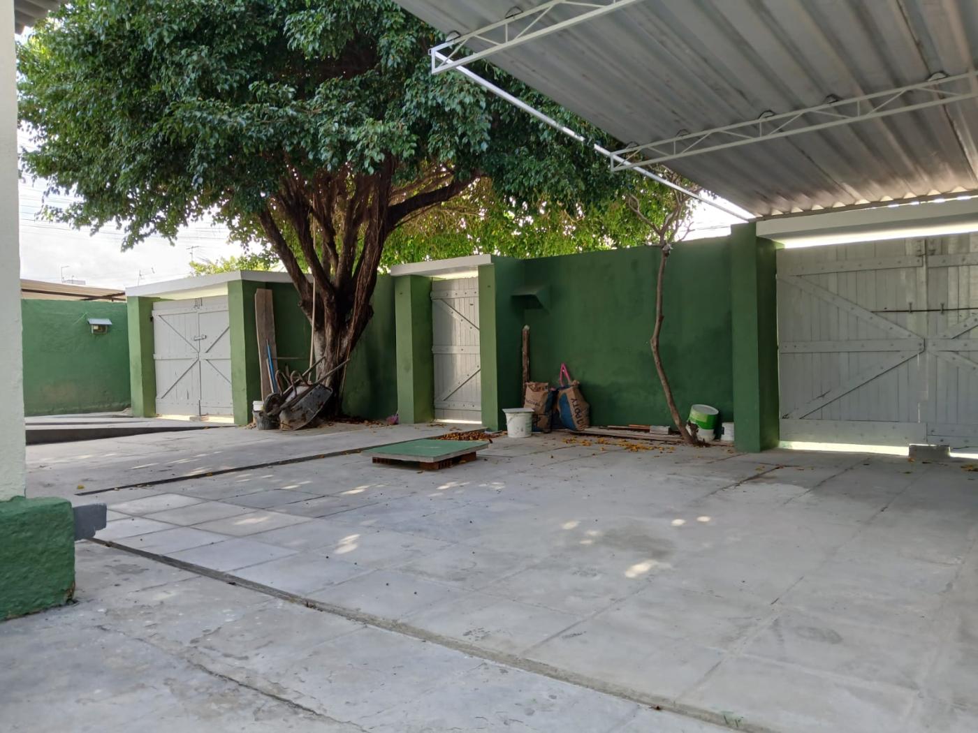 Casa para alugar com 3 quartos, 330m² - Foto 12