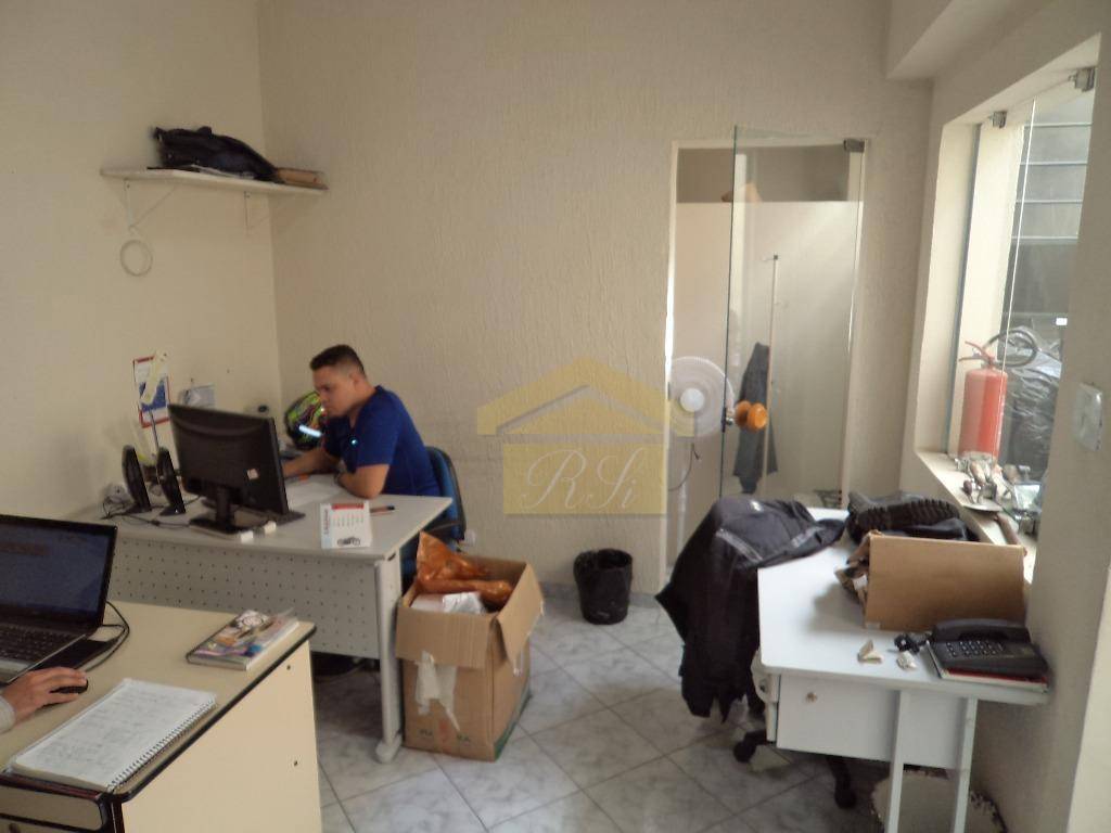 Sobrado à venda com 2 quartos, 200m² - Foto 10