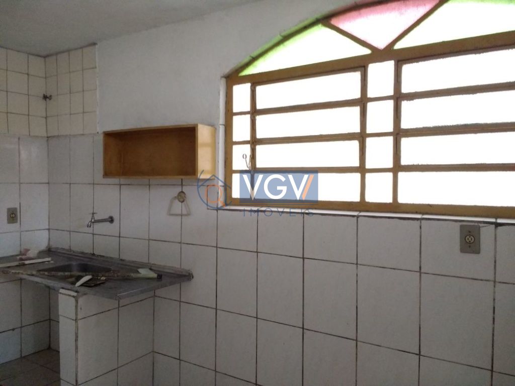 Casa para alugar com 1 quarto, 40m² - Foto 10