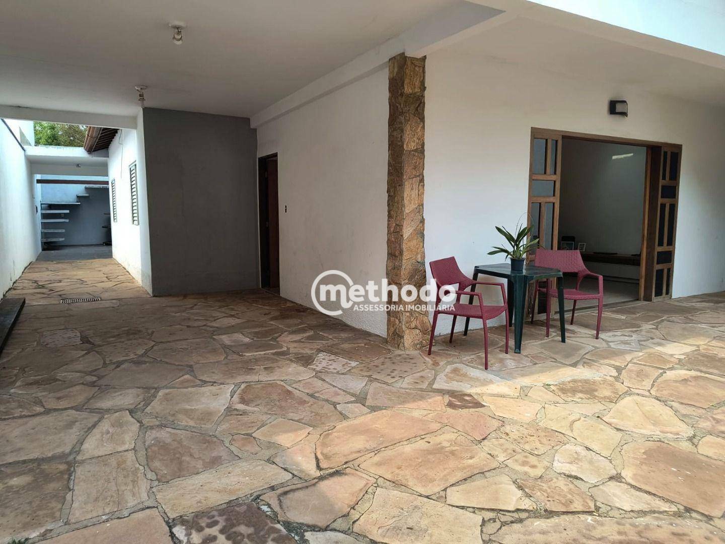 Casa à venda com 4 quartos, 140m² - Foto 11