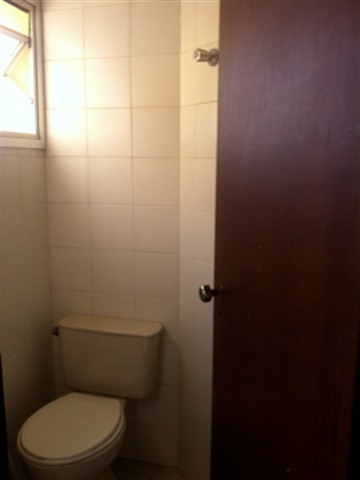 Apartamento para alugar com 4 quartos, 130m² - Foto 11