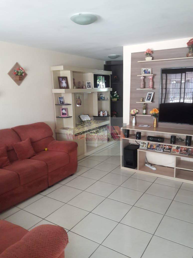 Casa à venda com 3 quartos, 140m² - Foto 5