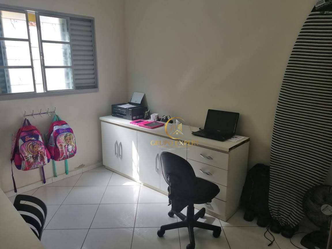 Sobrado à venda com 4 quartos, 197m² - Foto 6