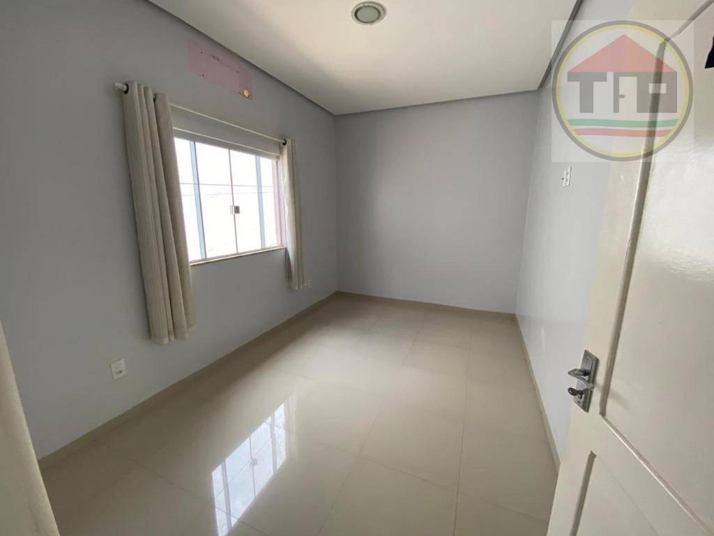 Casa à venda com 4 quartos, 300m² - Foto 24