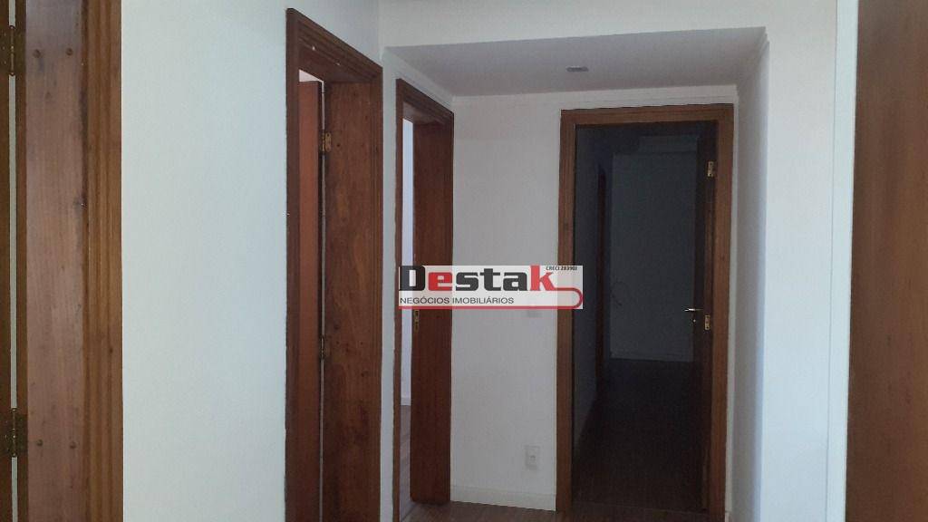 Apartamento à venda com 3 quartos, 178m² - Foto 8