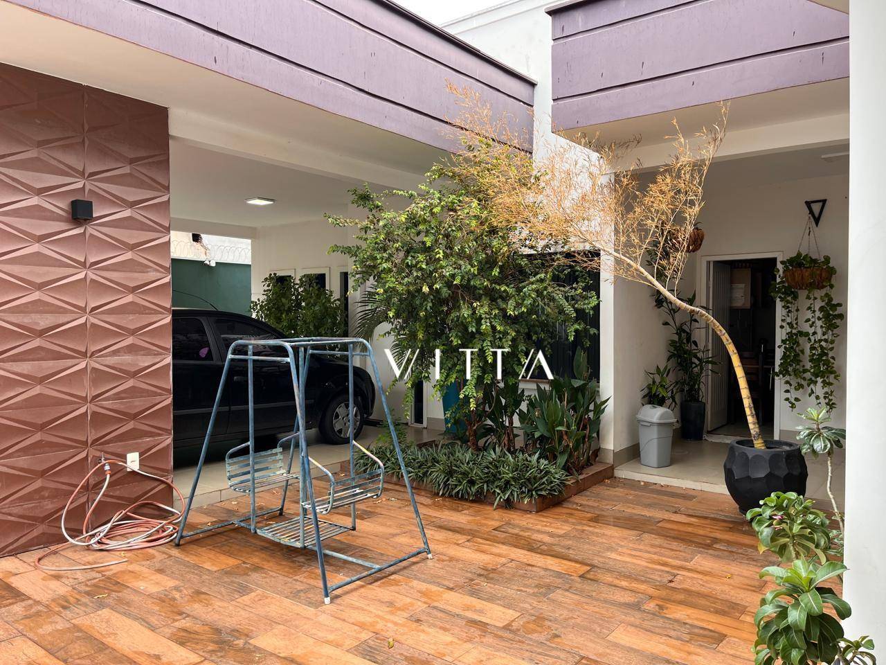 Casa, 3 quartos, 241 m² - Foto 2