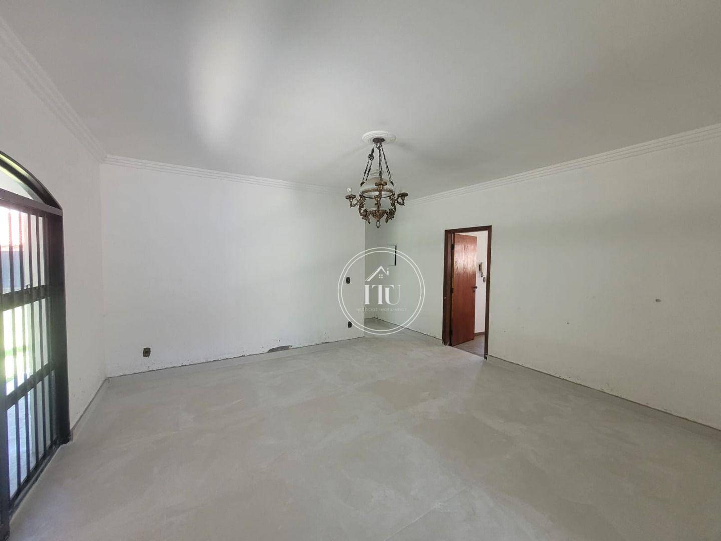 Casa, 3 quartos, 296 m² - Foto 3