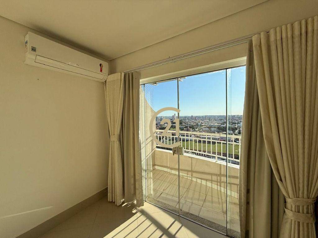 Apartamento para alugar com 3 quartos, 81m² - Foto 7
