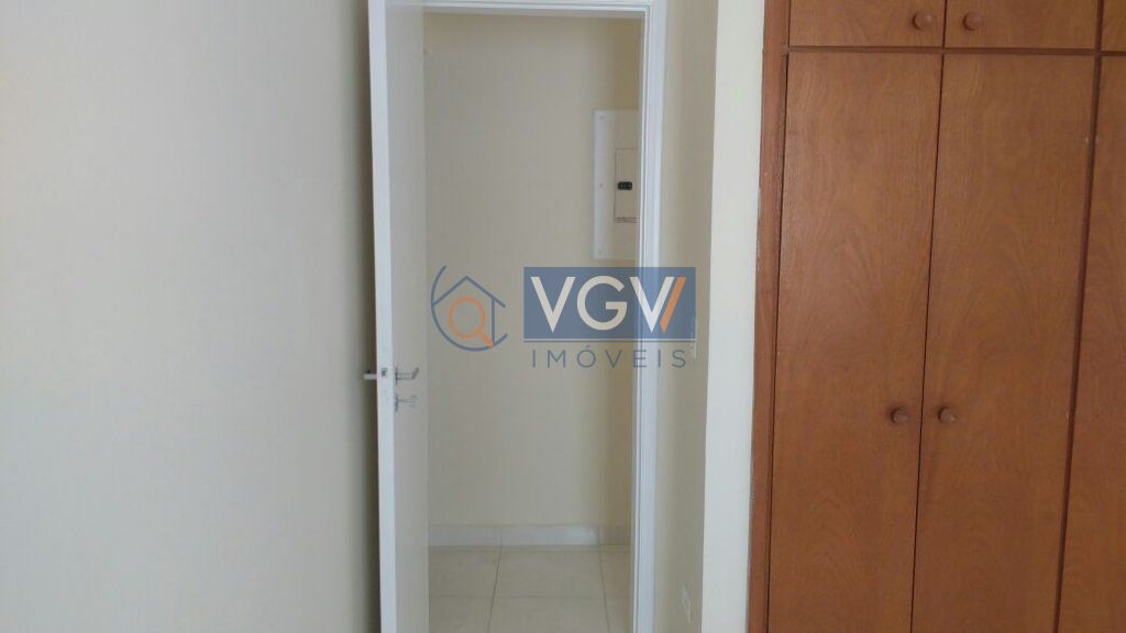 Apartamento para alugar com 2 quartos, 60m² - Foto 6