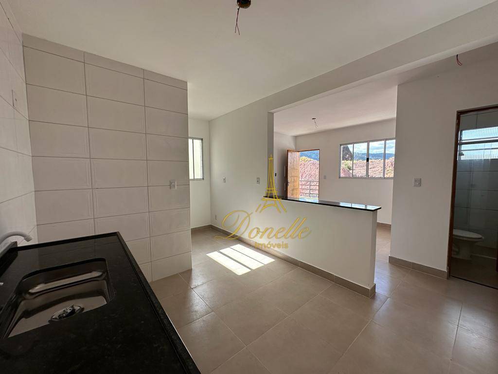 Casa à venda com 2 quartos, 55m² - Foto 26