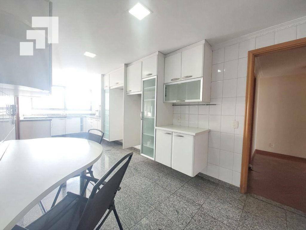 Apartamento à venda com 4 quartos, 172m² - Foto 13