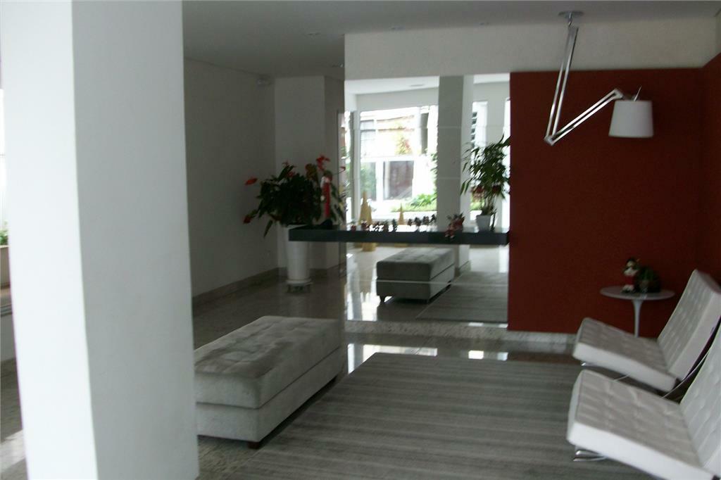 Apartamento para alugar com 2 quartos, 82m² - Foto 8