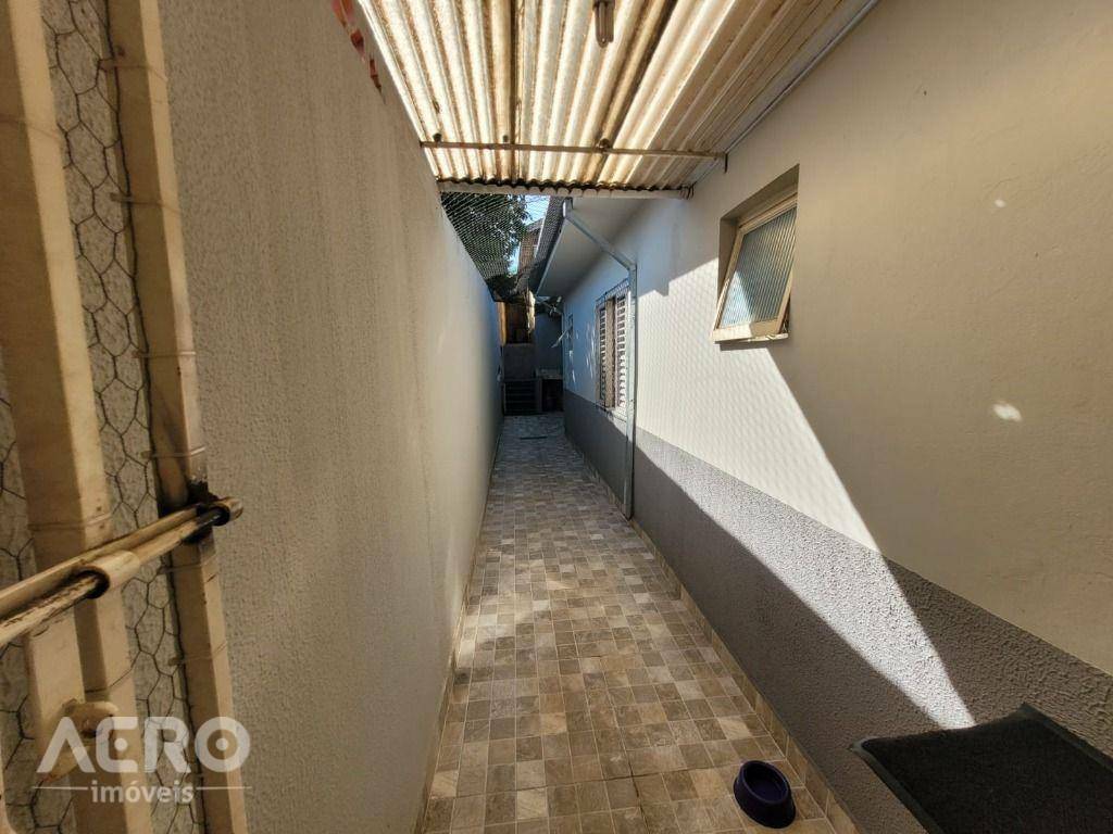 Casa à venda com 2 quartos, 126m² - Foto 18