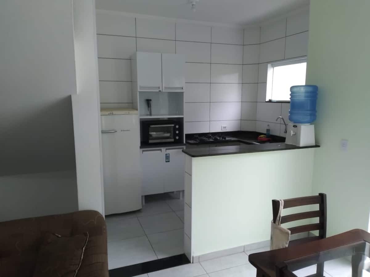Casa à venda com 2 quartos, 71m² - Foto 3
