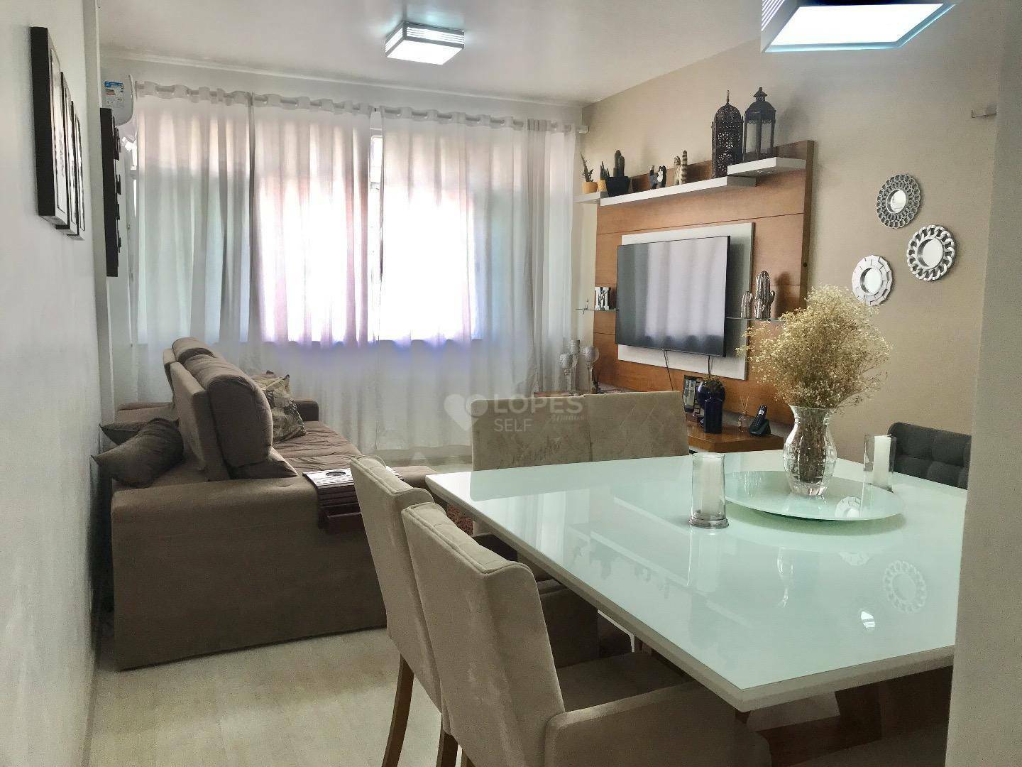 Apartamento à venda com 3 quartos, 80m² - Foto 1