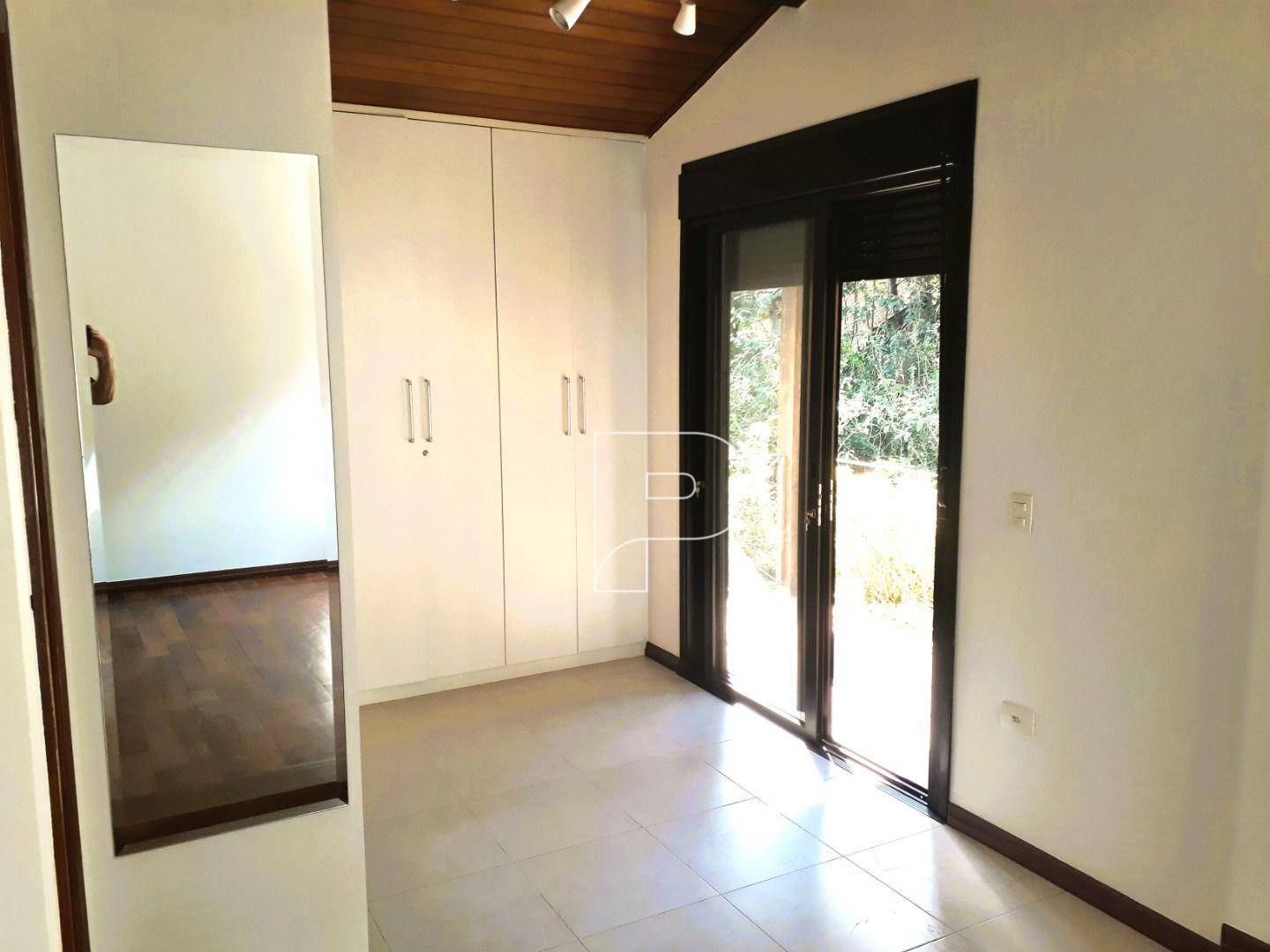 Casa de Condomínio à venda com 3 quartos, 360m² - Foto 56