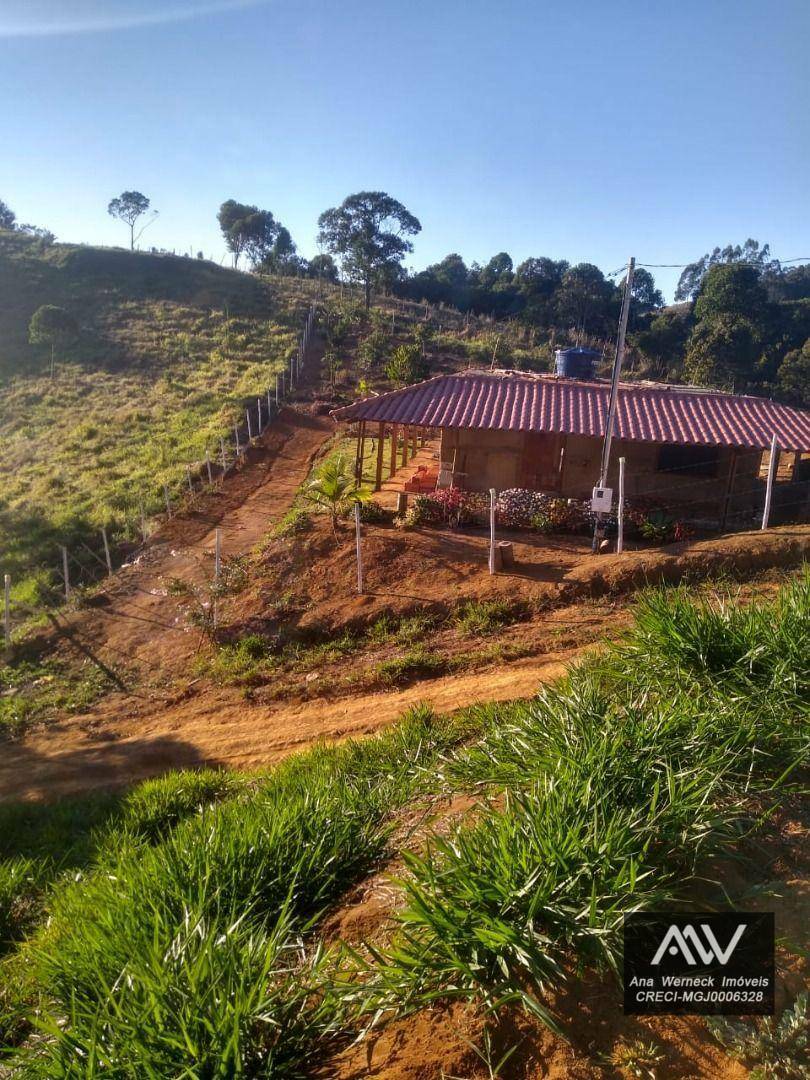 Chácara à venda com 2 quartos, 1400M2 - Foto 2