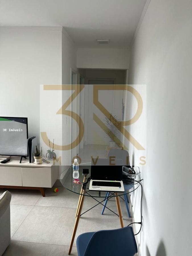 Apartamento à venda com 2 quartos, 59m² - Foto 13