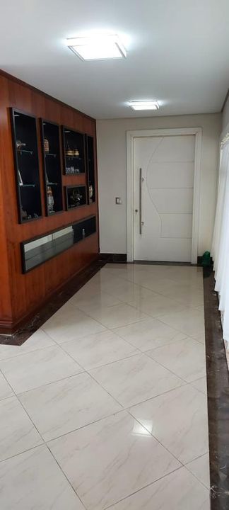 Casa de Condomínio à venda com 5 quartos, 560m² - Foto 5