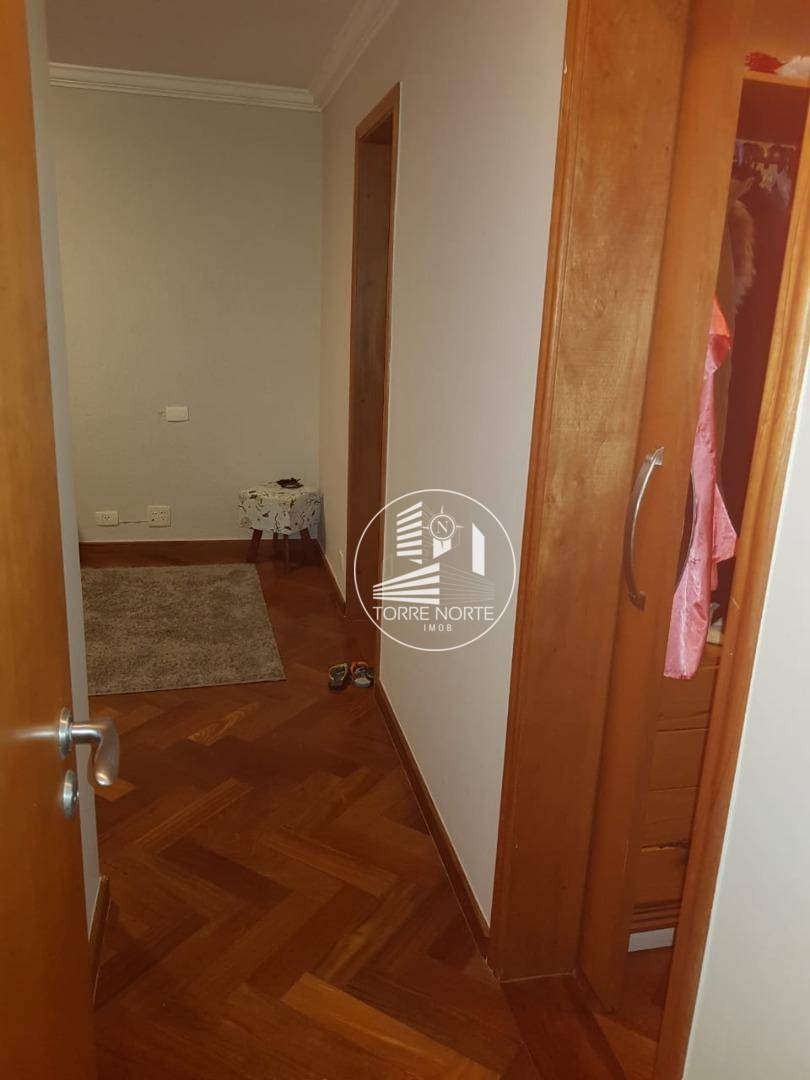 Apartamento à venda com 4 quartos, 220m² - Foto 16