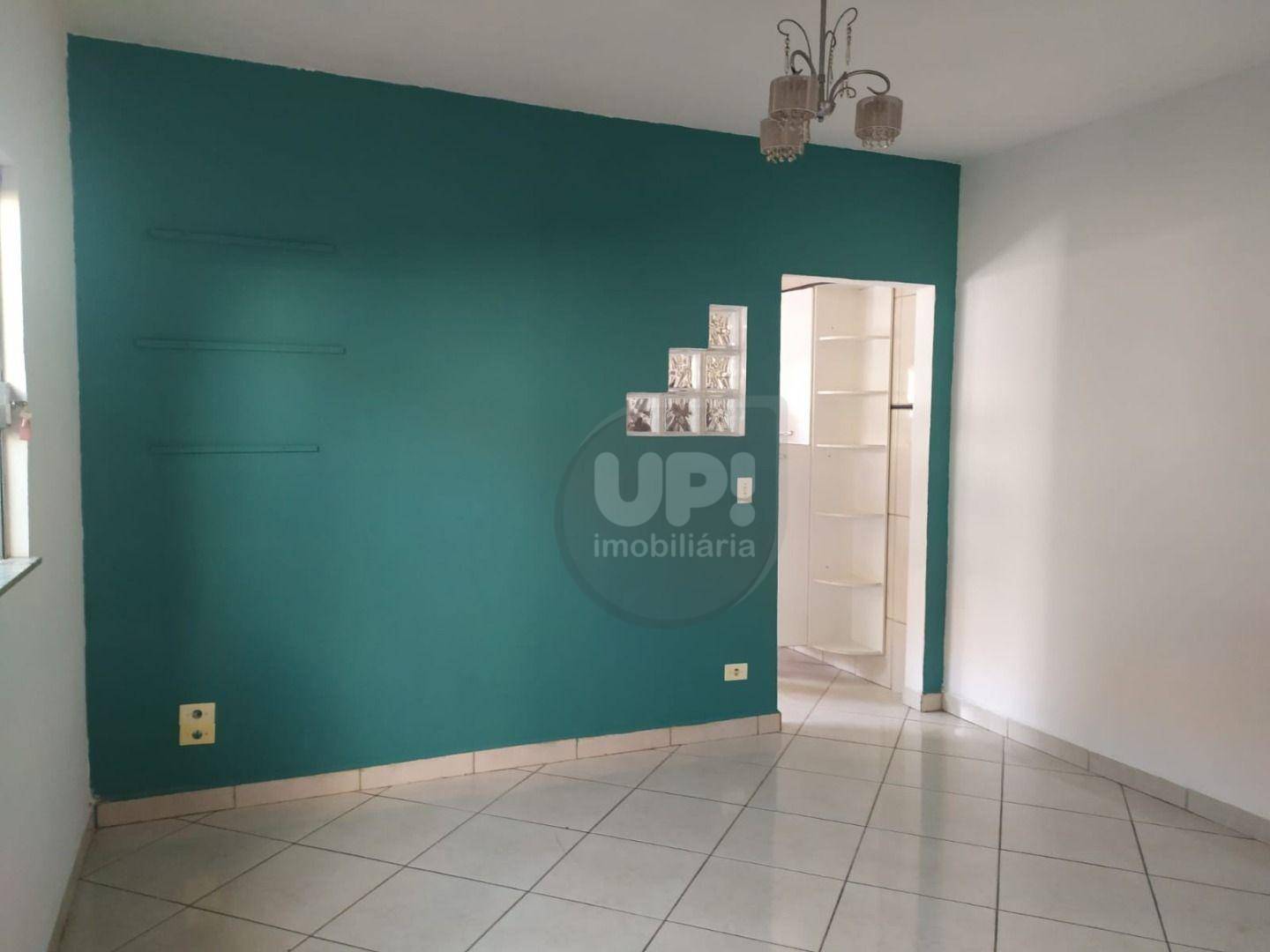 Casa à venda com 2 quartos, 81m² - Foto 4