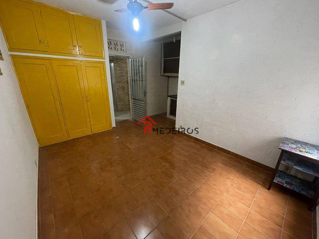 Apartamento à venda com 1 quarto, 25m² - Foto 2